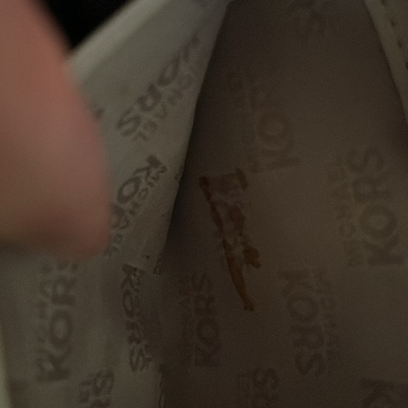 MK Zippy Cloth Large Wallet - Picture 12 of 12